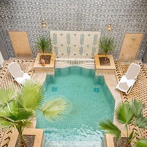 Tonaroz Riad